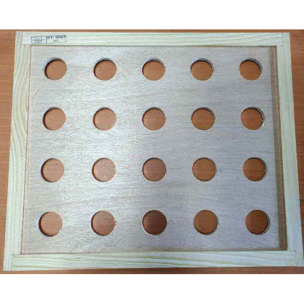 Prancheta Langstroth com 20 Furos para Produção de Favo em Frasco